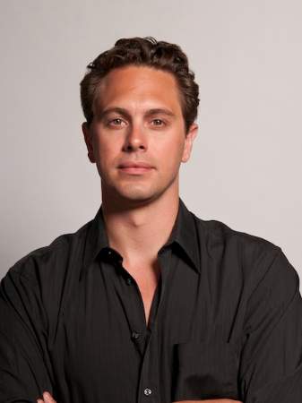 Younger Thomas Sadoski